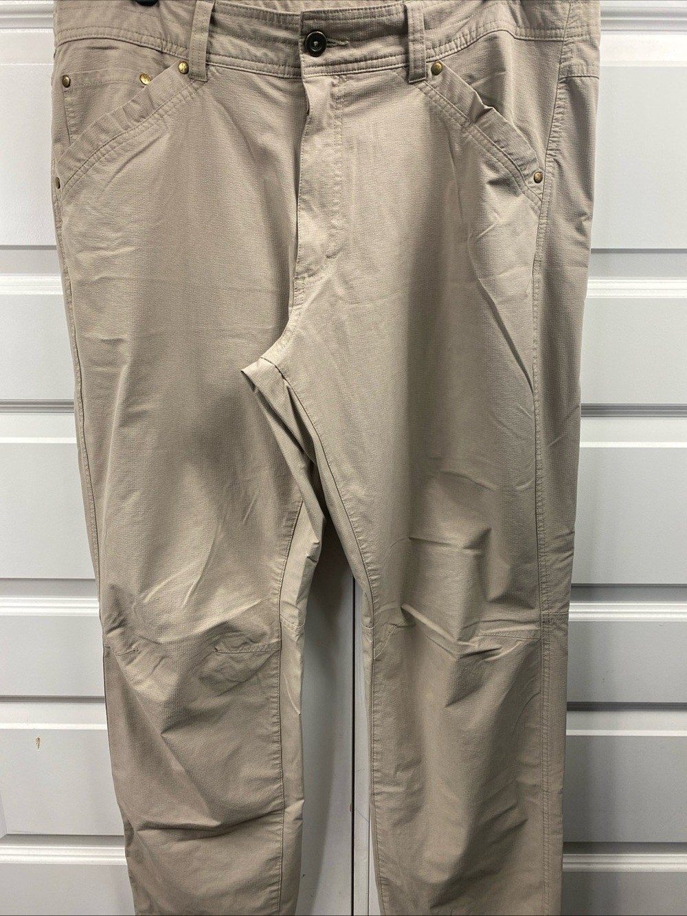 Killik Pants Khaki Hiking Fishing Travel Camp Articulated Knee Tan Outdoor 40